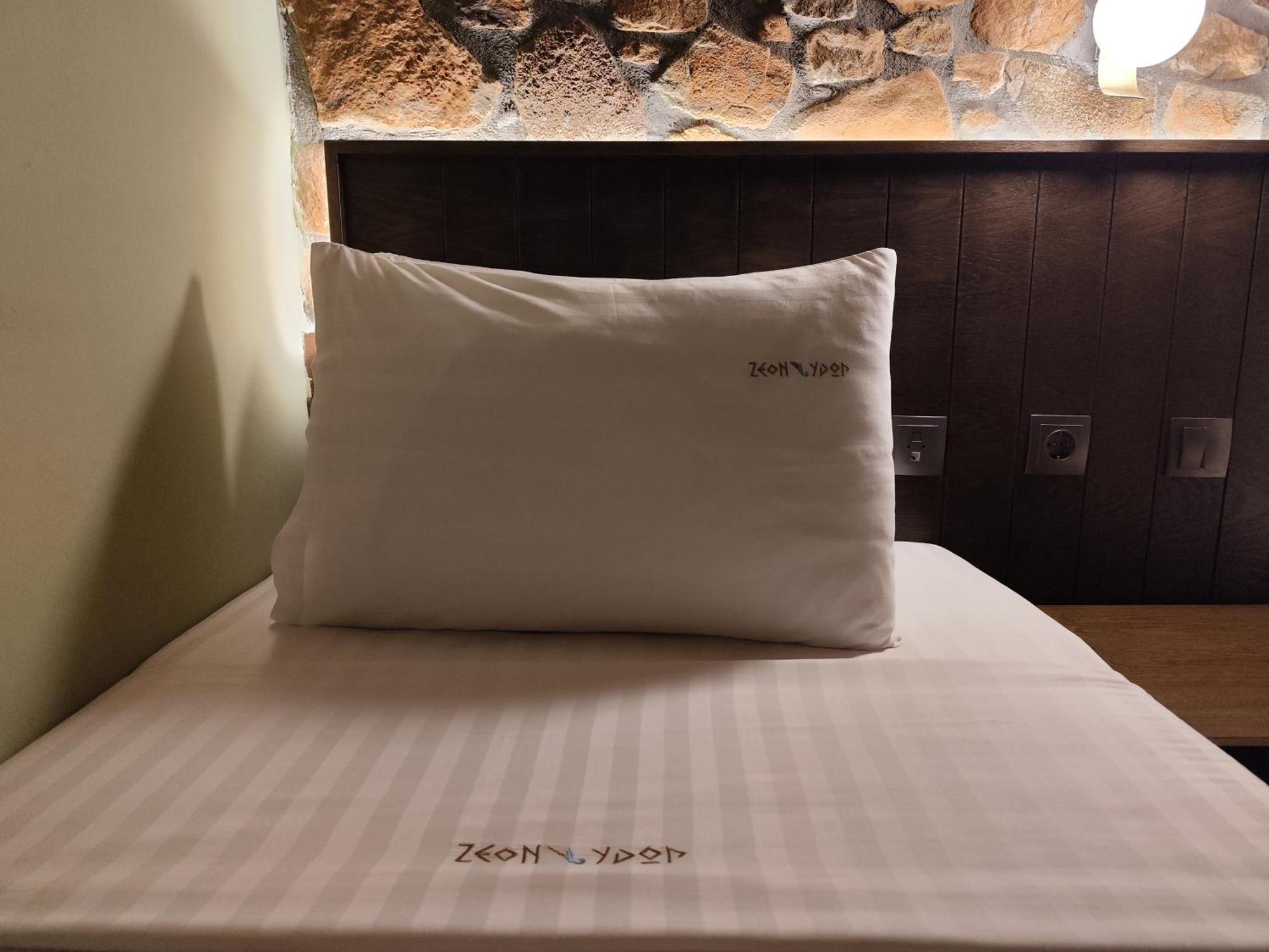 Ζέον Ύδωρ Hotel ออร์มา ภายนอก รูปภาพ